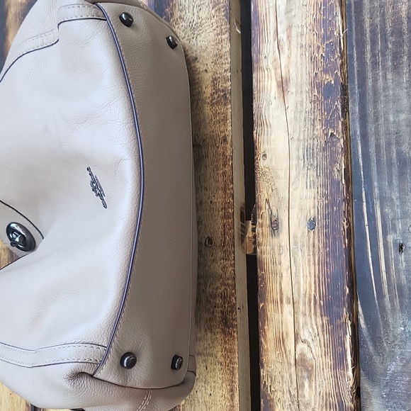 Coach Turnlock Eddie Beechwood Pebbled grain Leather Chain Strap shoulder bag - Picture 7 of 14